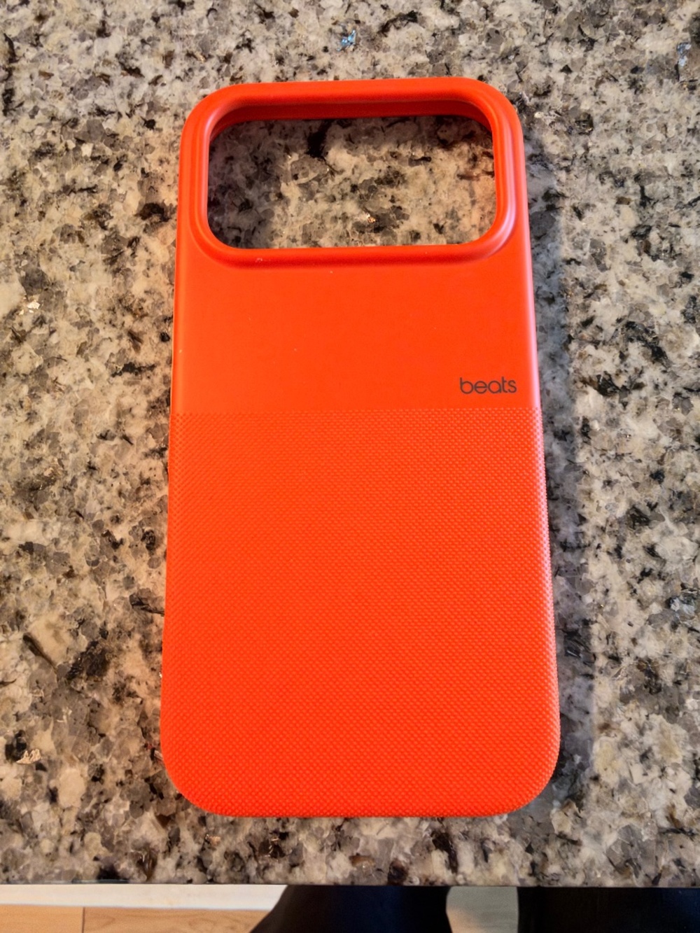 iPhone 17 Pro Max Case - Beats